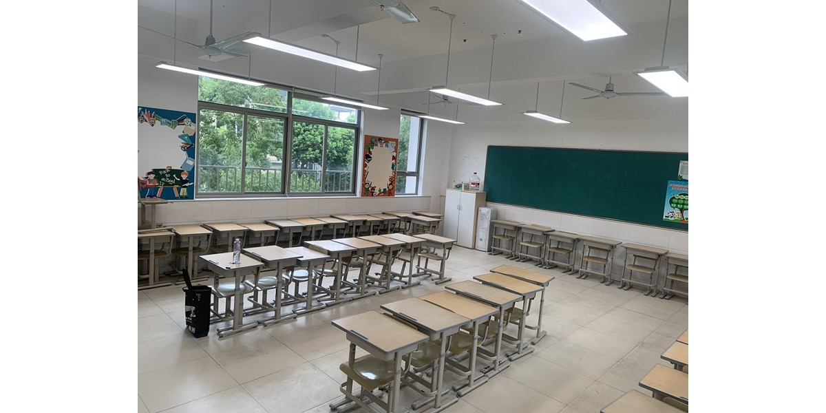 案例｜上海七寶明強小學(西校區(qū))打造教室優(yōu)質(zhì)照明光環(huán)境，迎接開學季